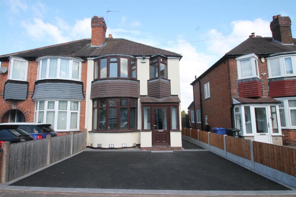Main image of property: Kiniths Way, Halesowen