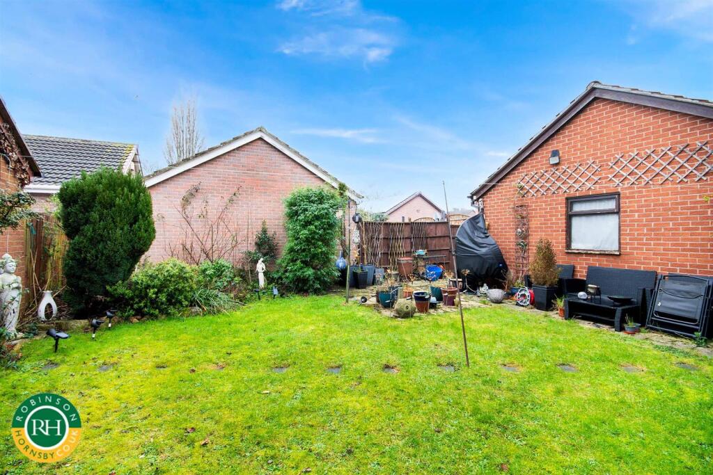 Laurel Avenue, Doncaster photo 3