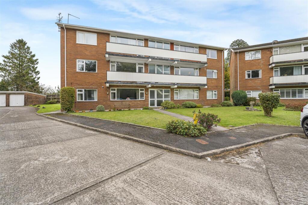 Main image of property: Maes-Yr-Awel, Radyr