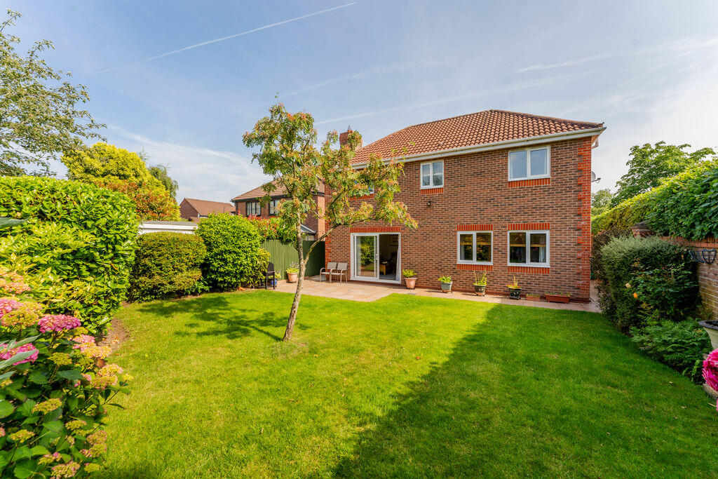 Calveley Close, Kingsmead photo 3