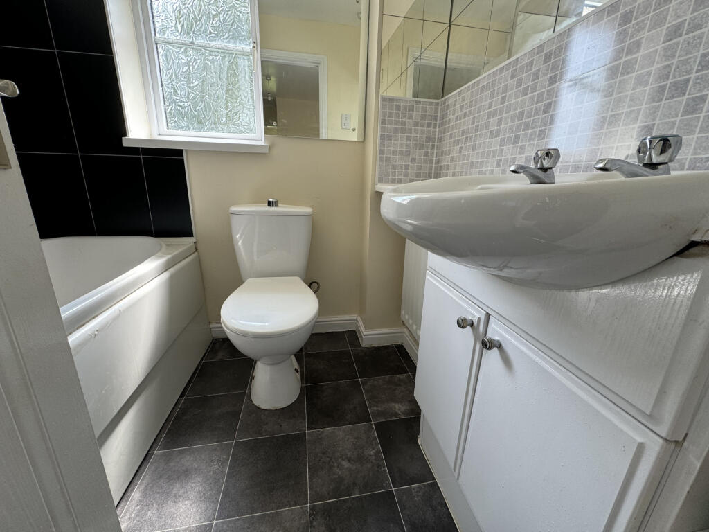 Additional image 11 of Brades Rise,  Oldbury, B69