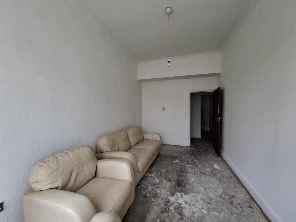 Flat 3, Marina View, 80 Church Street, Hartlepool, Durham TS24 7DN photo 4