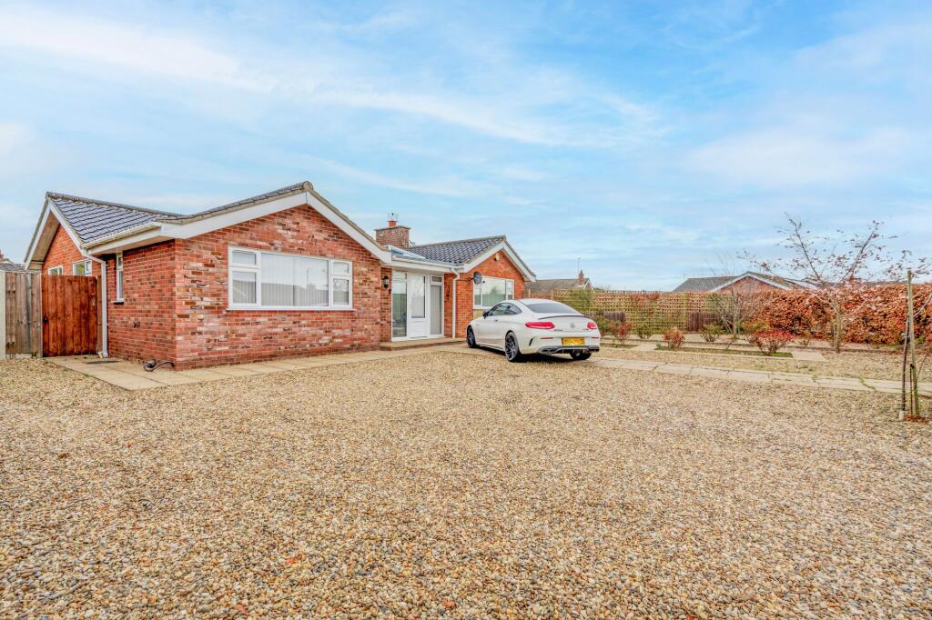 4-bed bungalow on Thirlby Road, North Walsham, £450,000