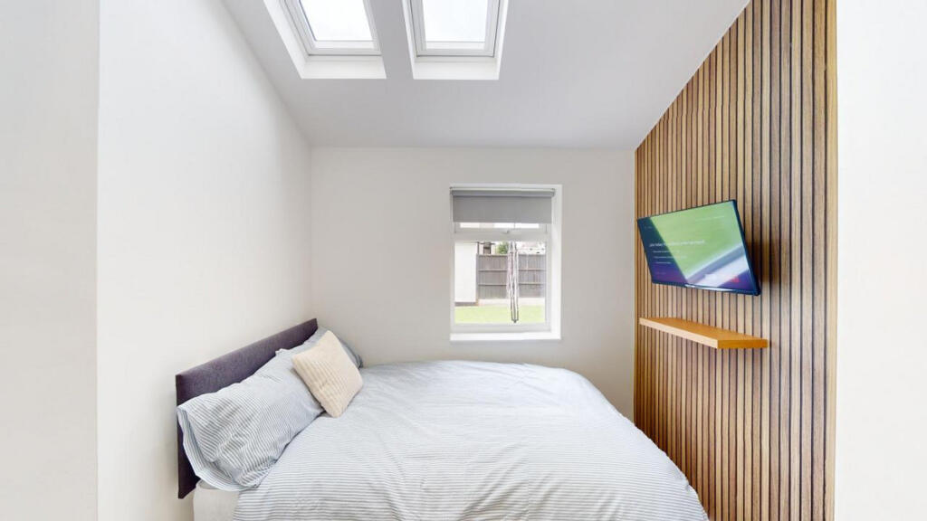 House in Southend-on-Sea, Southchurch - View 4