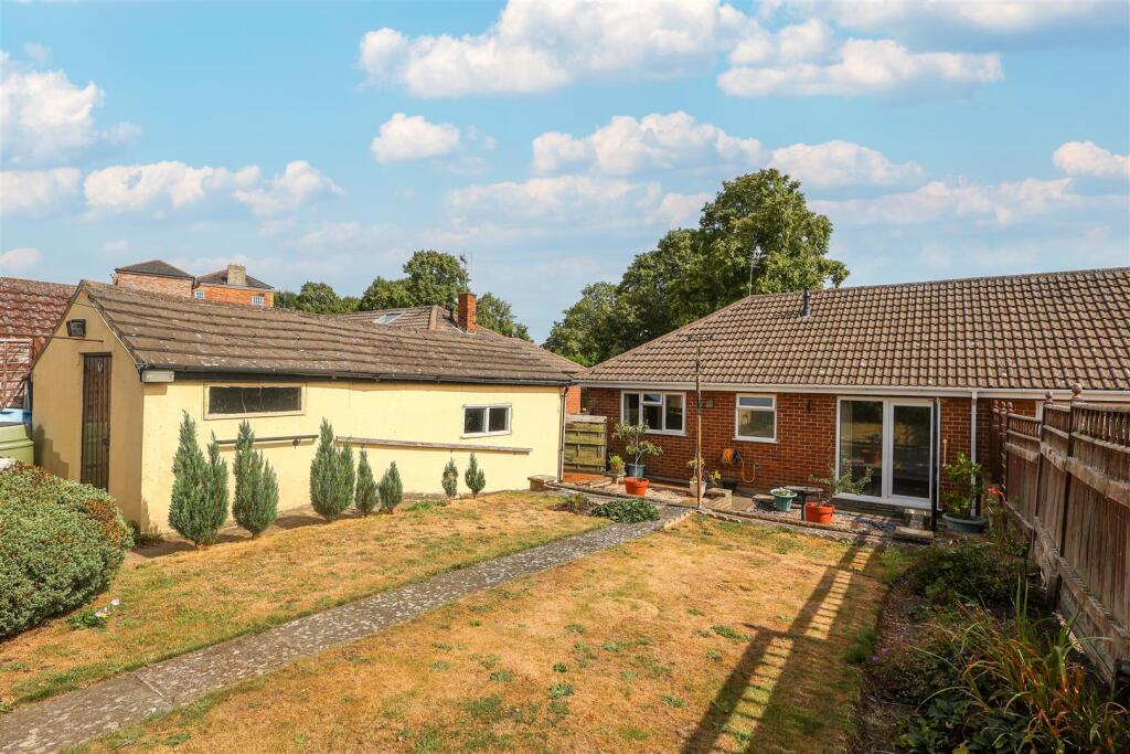 House in York - View 4