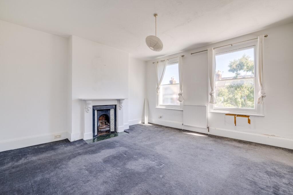 House in London - View 4
