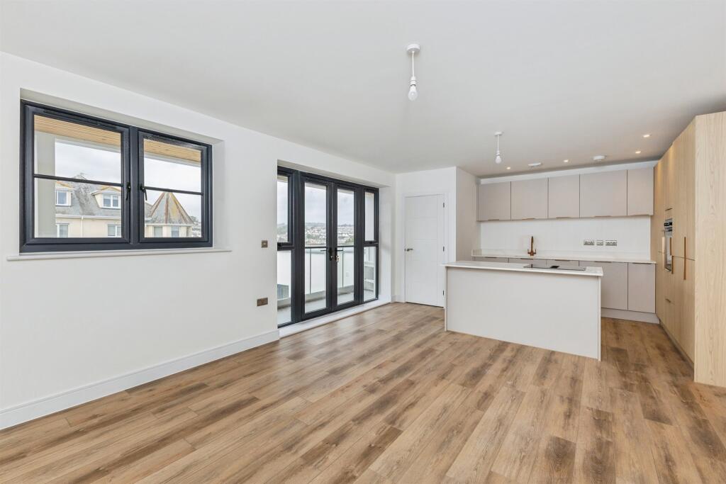 Apartment in Torquay - View 4