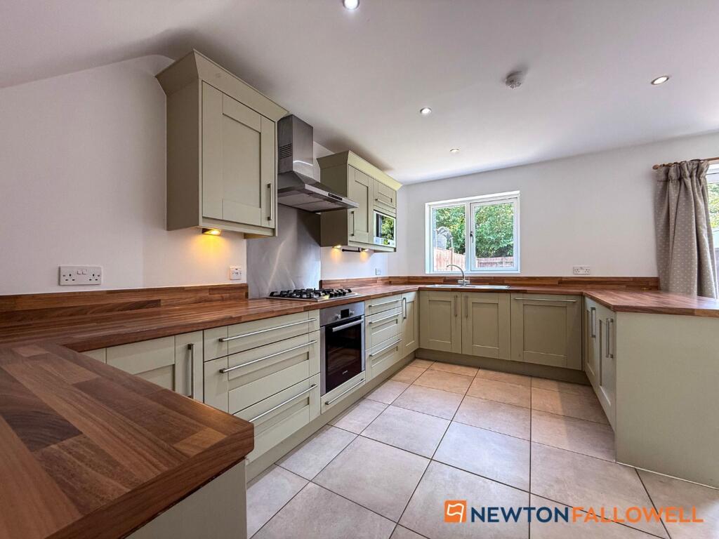 House in Newark and Sherwood, Collingham - More