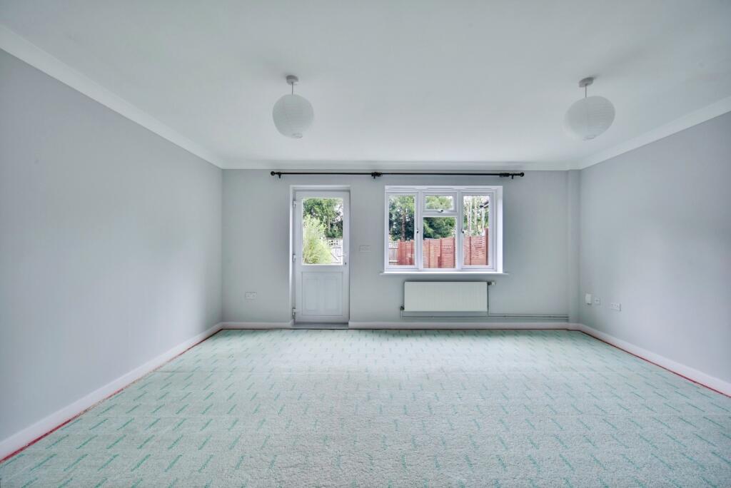 House in Rochester - View 4