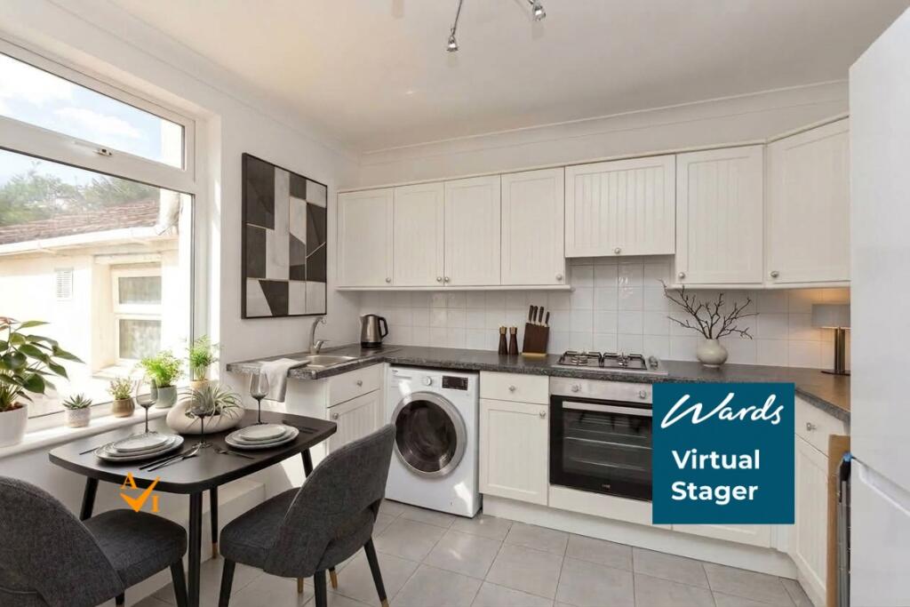 Apartment in Chatham, Medway - View 4