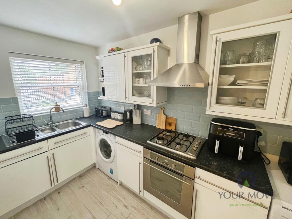 Hallcroft Road, Ilkeston, Derbyshire, DE7 photo 3