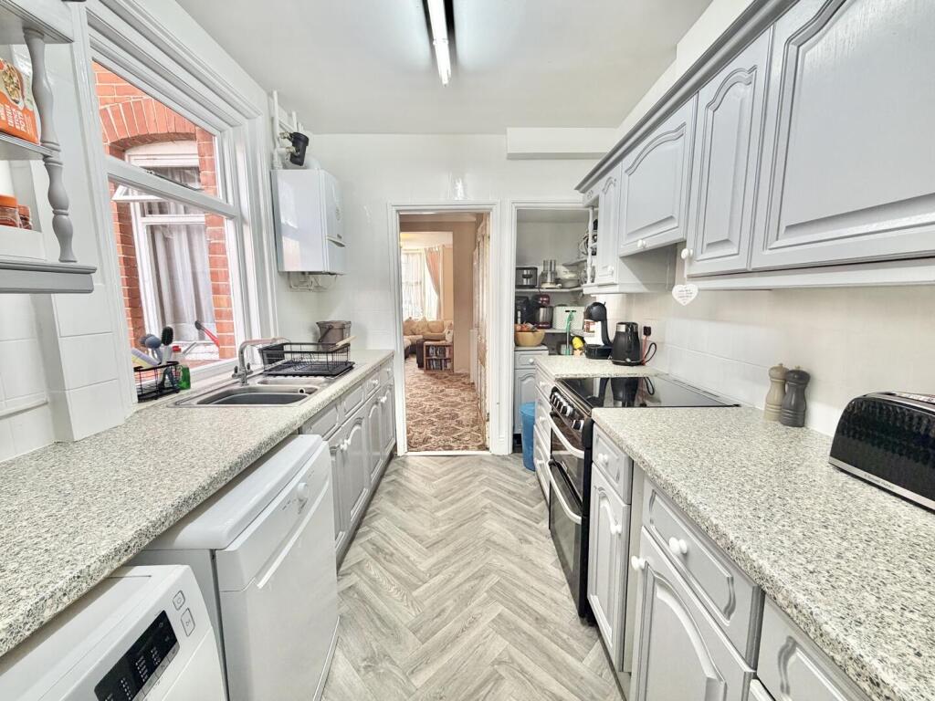 House in Dorchester - View 4