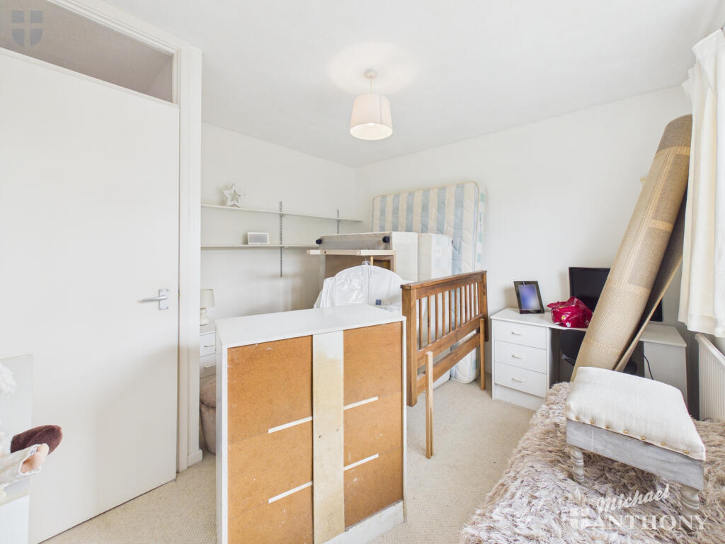 House in Aylesbury, Buckinghamshire - More