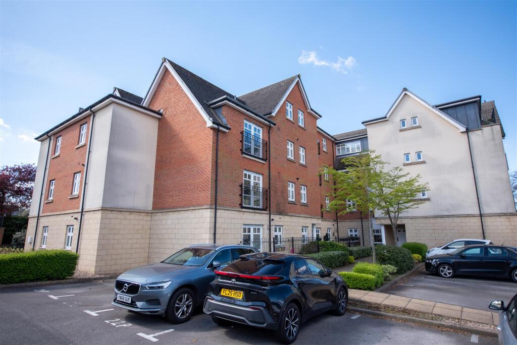 Main image of property: Woodthorpe Drive, Woodthorpe, Nottingham