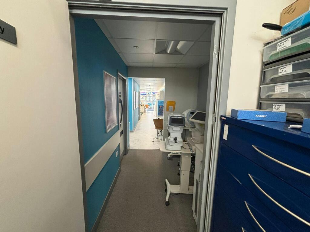 Commercial Unit 1.jpeg