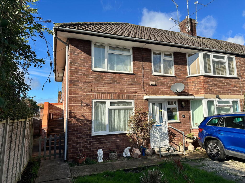 Main image of property: Arden Road, Henley-In-Arden, B95 5LN