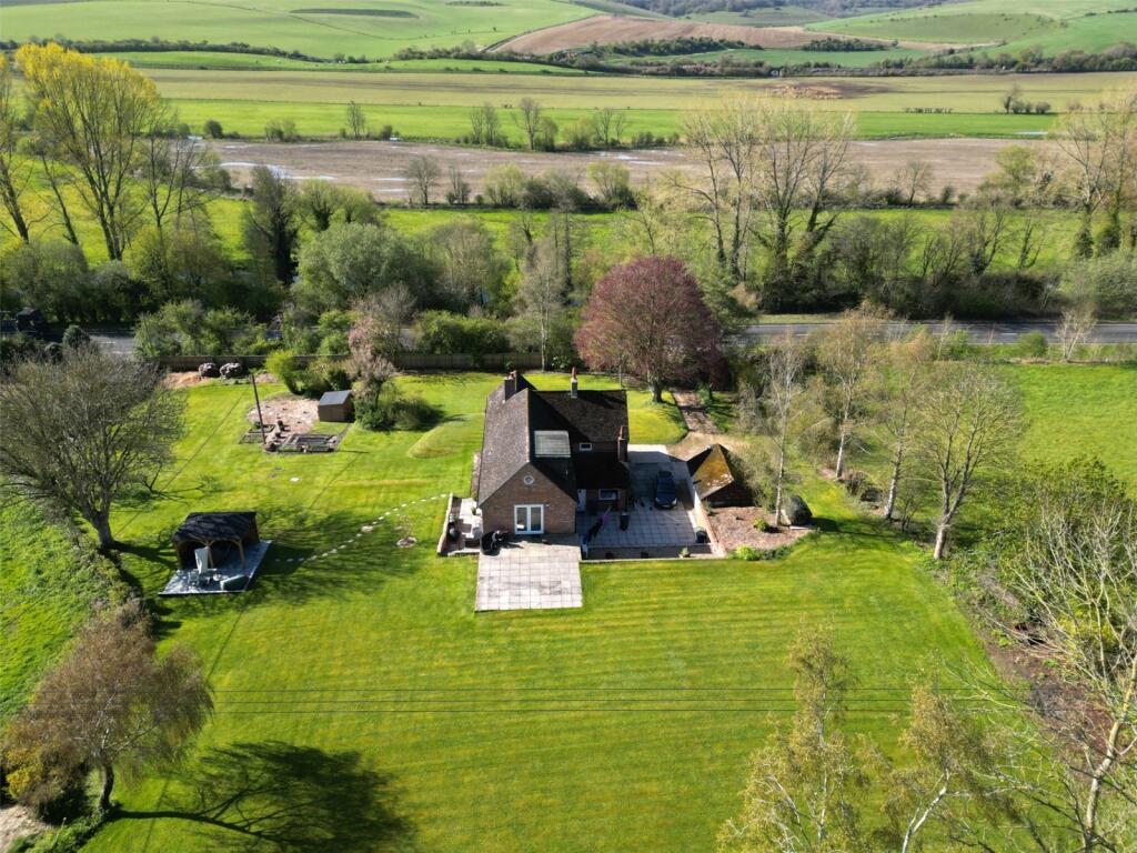 Main image of property: Warminster Road, Stapleford, Salisbury, Wiltshire, SP3