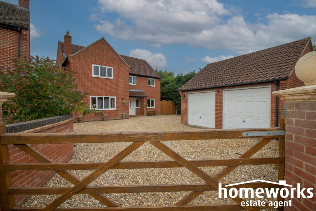 Main image of property: Rosa Vella Drive, Dereham, NR20 3SB