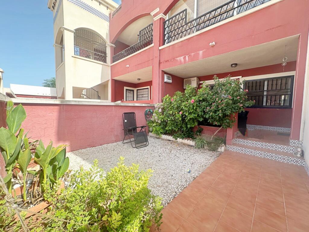 Main image of property: Valencia, Alicante, Los Altos