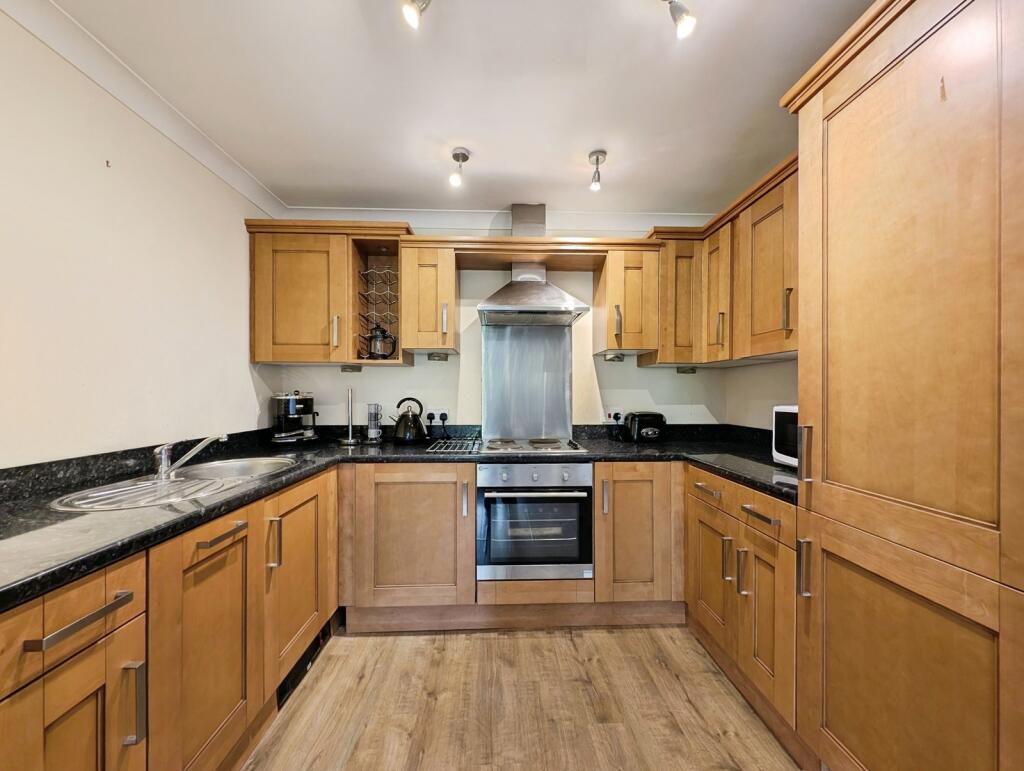 Apartment in Newcastle upon Tyne, North Gosforth - View 3
