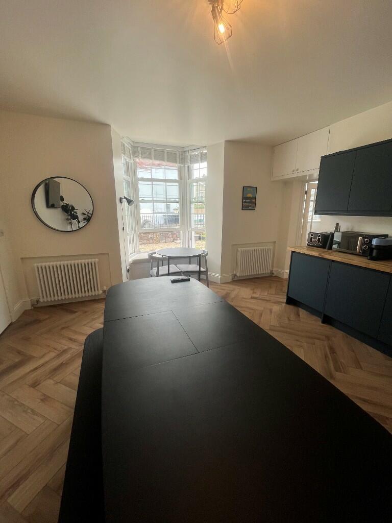 1 bedroom house share for rent