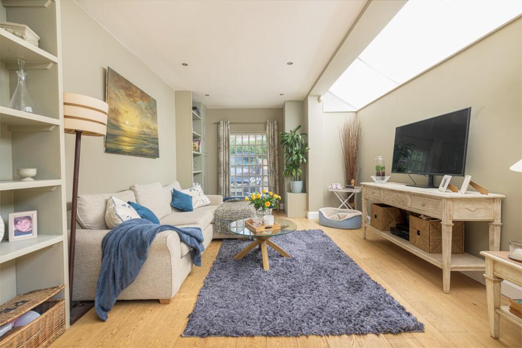 House in London - More