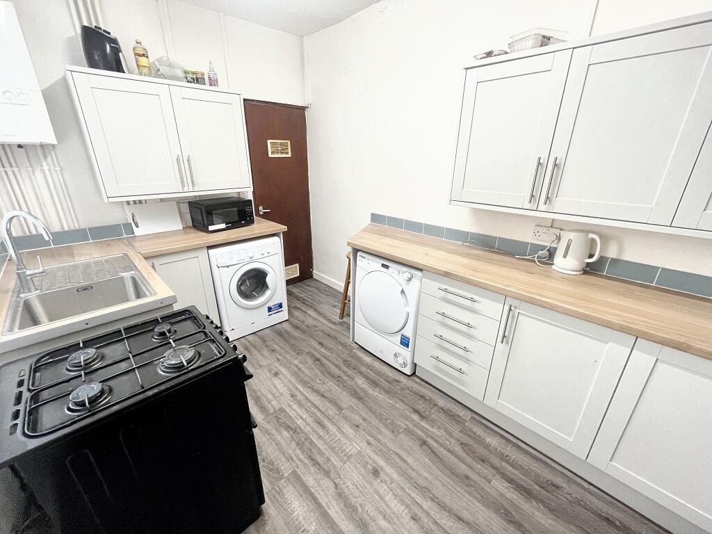 Stow Hill, Treforest, Pontypridd photo 2