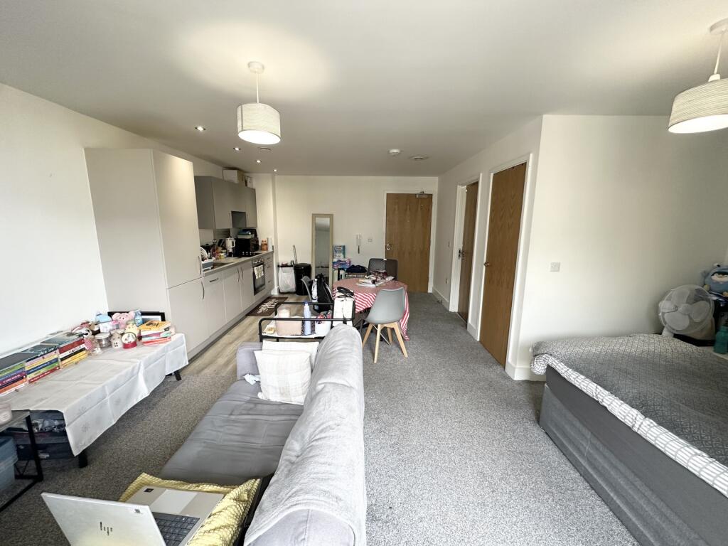 Studio apartment for rent