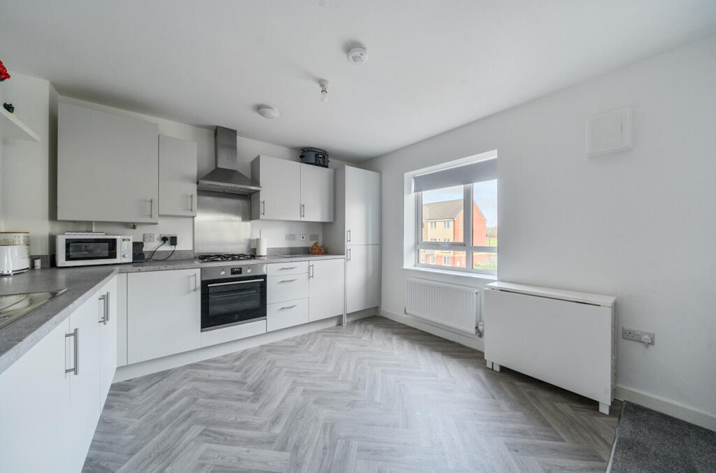 Homington Avenue, Swindon, SN3 photo 3