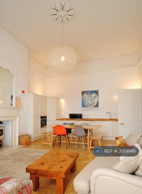 Adelaide Crescent, Hove, BN3 photo 3