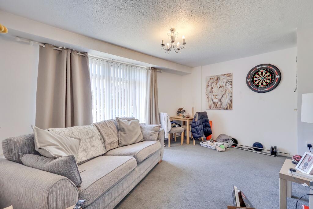 House in Eastleigh, Hound - View 4