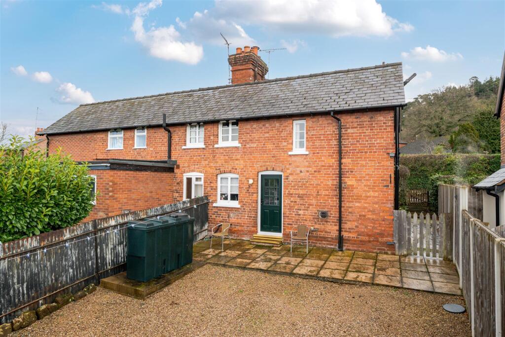 Main image of property: 6 Holyhead Road, Nesscliffe, Shrewsbury, SY4 1DB