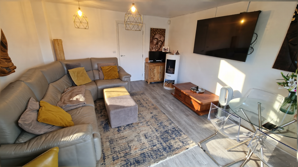 House in Nottingham - View 4
