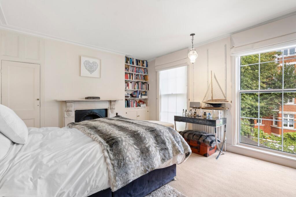 House in London, Kensington - More