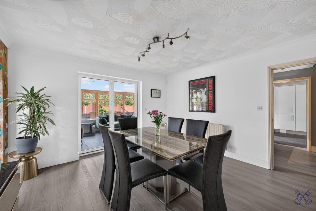 House in Worcester, Worcestershire - View 5