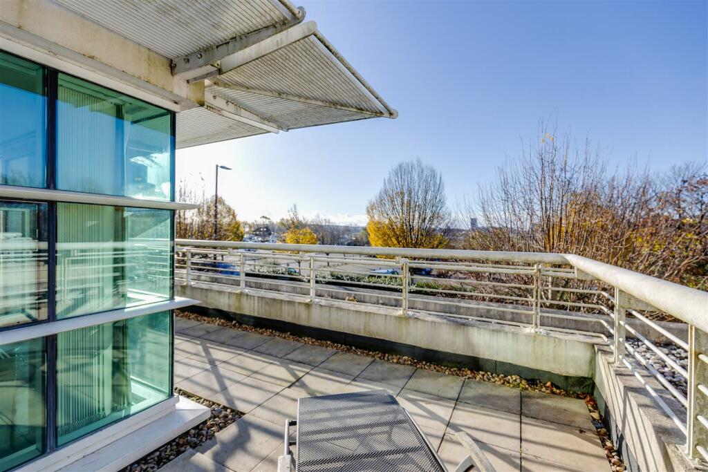 Main image of property: Sovereign Quay, Cardiff