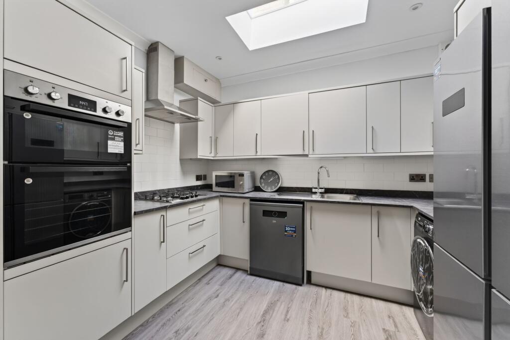House in Bournemouth, Charminster - View 5