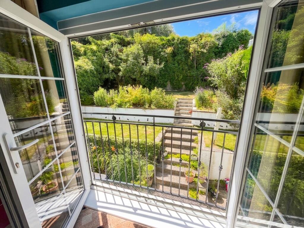32 Geraints Way, Cowbridge, Vale of Glamorgan CF71 7AY photo 4