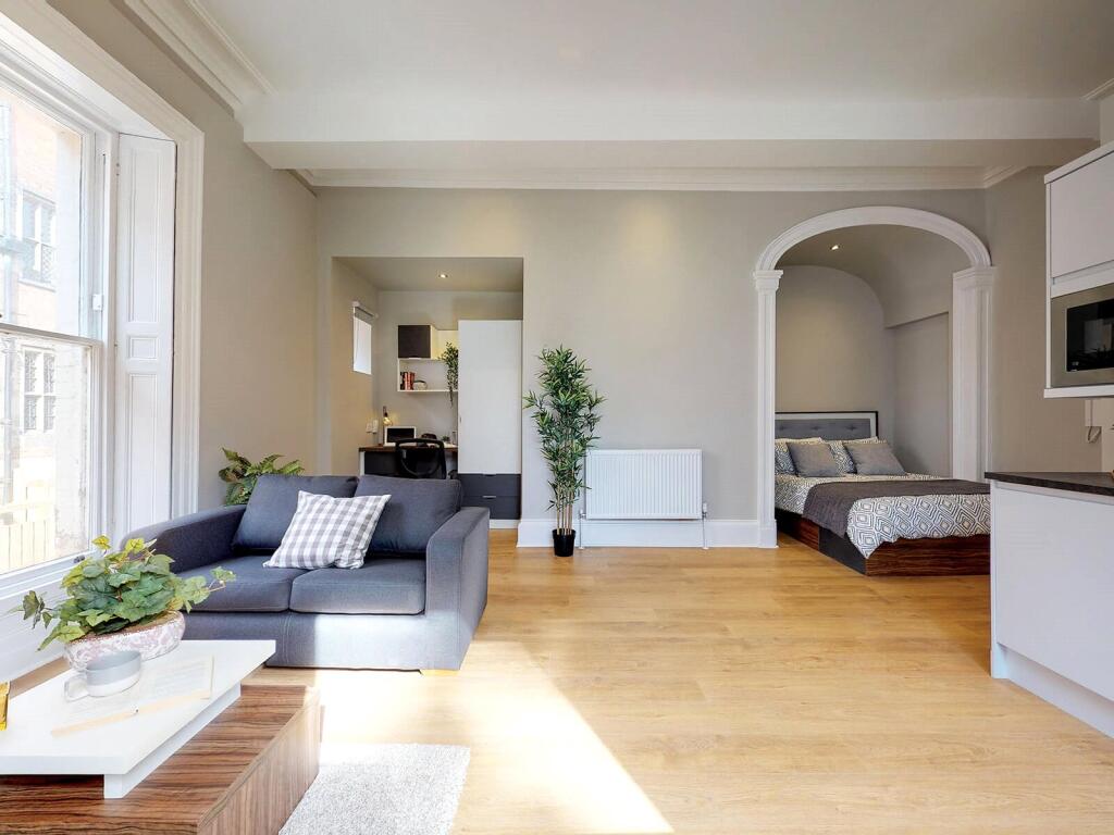 Main image of property: Apt 10, 19 Springfield Mount #871070