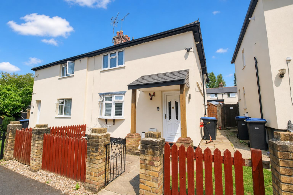 Main image of property: Broadway Avenue, Old Harlow