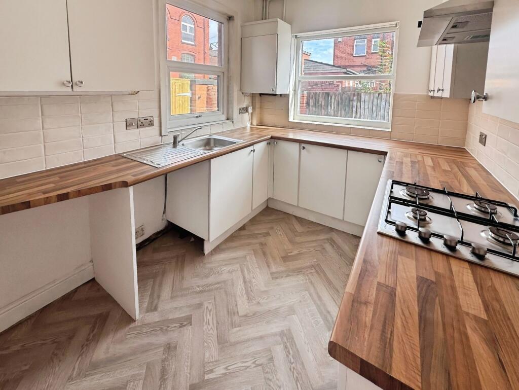 House in Salford, Greater Manchester - View 4
