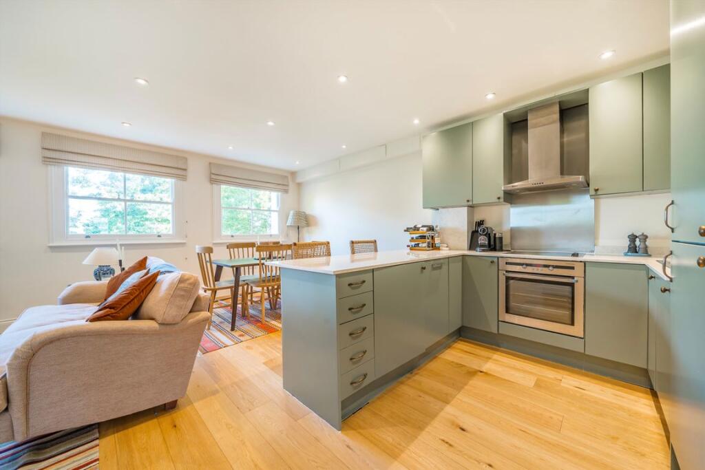Apartment in London - More