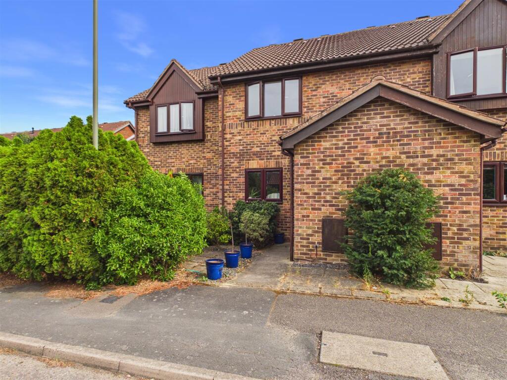 House in Walton-on-Thames, Surrey