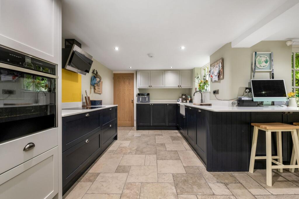 House in Leicester - View 5