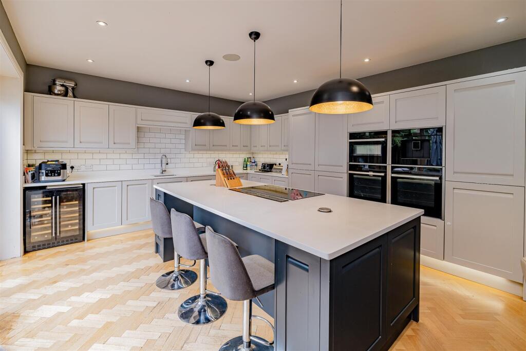 House in Shrewsbury, Shropshire - View 2