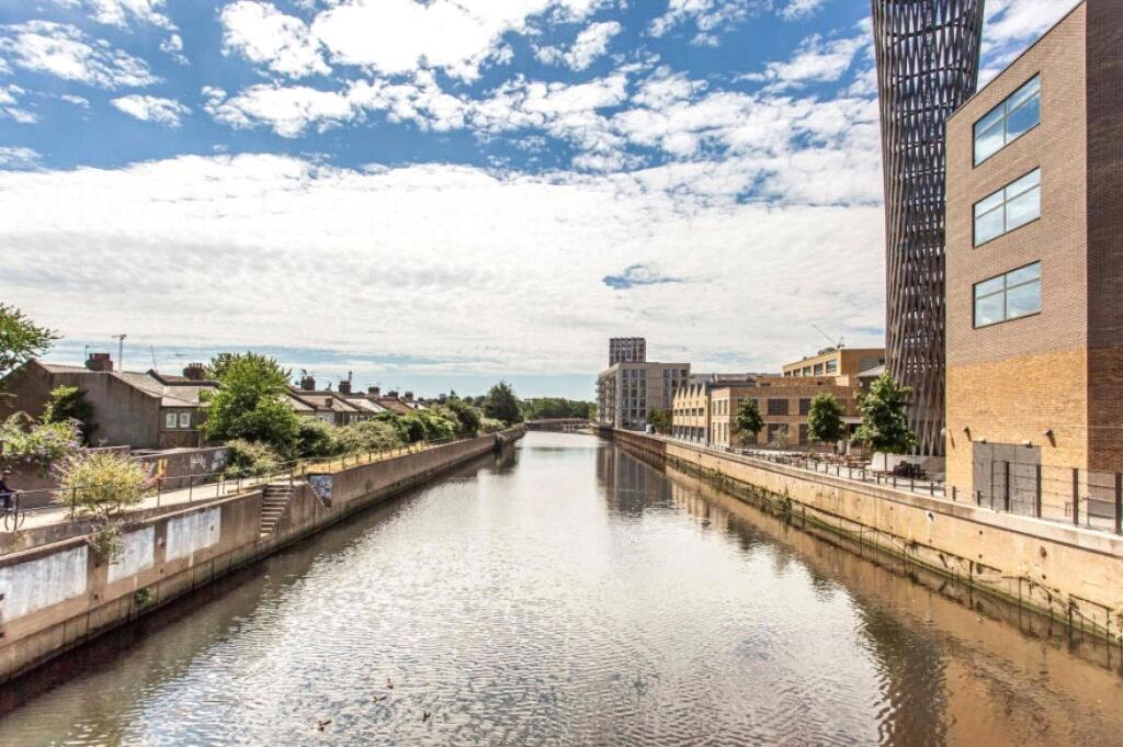 Main image of property: High Street, London, E15