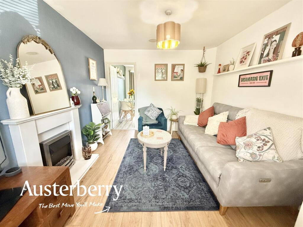 House in Stoke-on-Trent - View 3