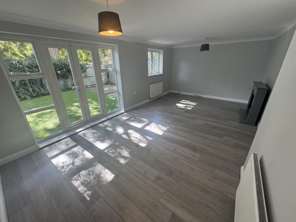 House in Rochester - View 4