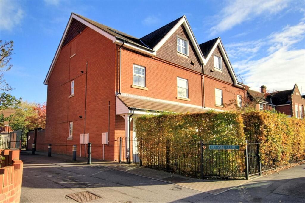 Main image of property: Peel Court, Reading Road, Pangbourne, Reading, RG8
