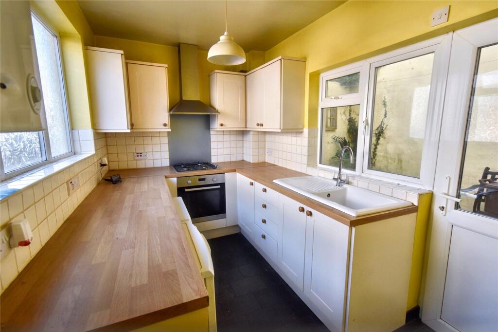 House in Taunton - View 5